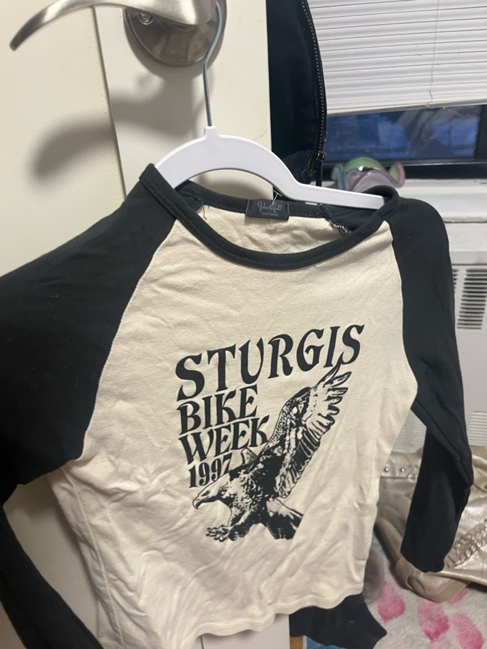 Brandy Melville Black & Cream Raglan Graphic Tee